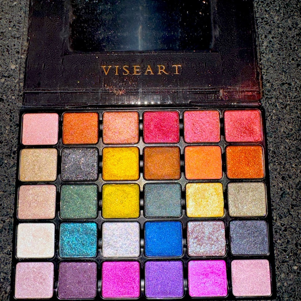VISEART PRO VOLUME 2 eyeshadow palette